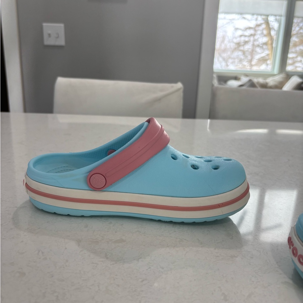 CROCS Kids Aqua Blue Pink Strap Clog Water Shoes - Picture 8 of 13